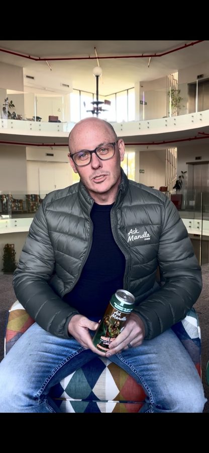 Pete, off duty